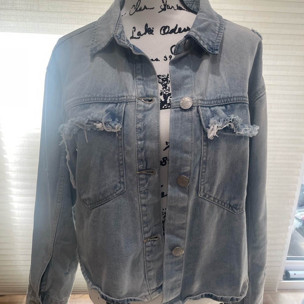 Jean Shacket. Drop Shpulder and oversized. - Picture 1 of 4